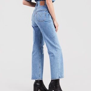Levi’s Ribcage straight jeans